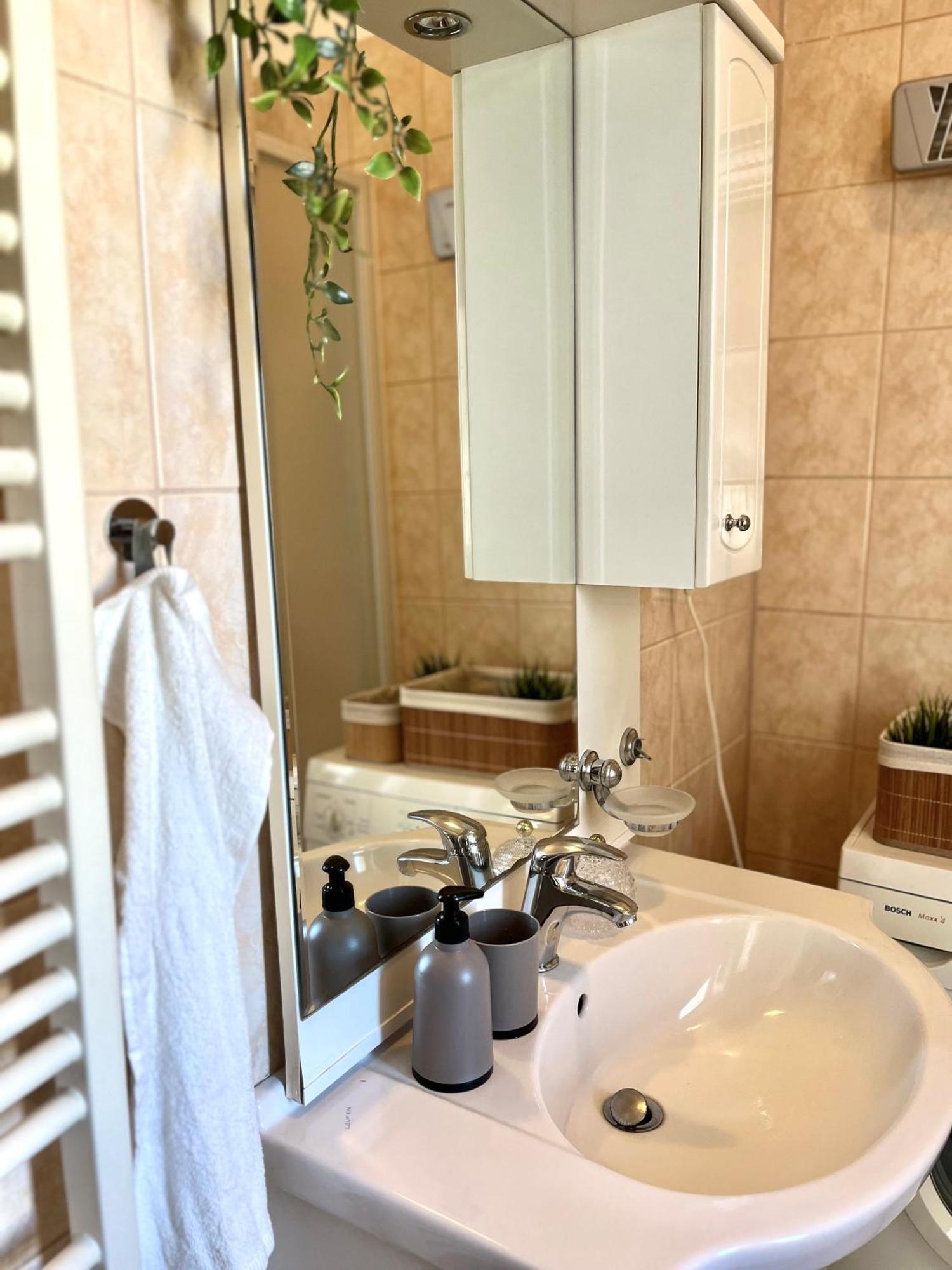 Apartment Caroline - Old Town, Ac Bratislava Exterior photo